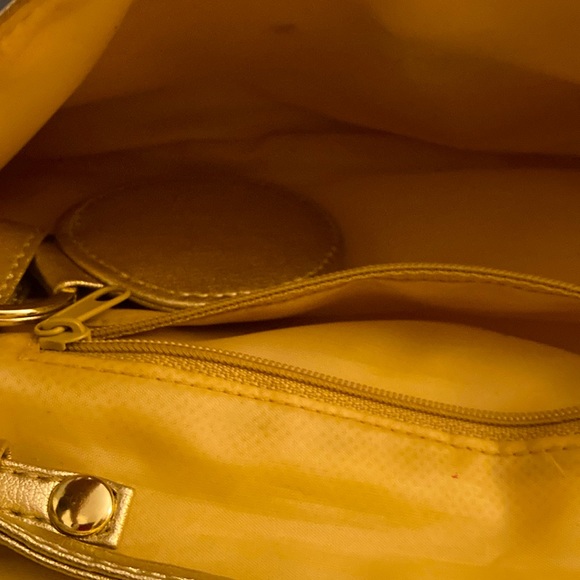 Vintage Avon Convertible Mini Bag or Wristlet with Zippered Pocket Inside. - Picture 11 of 13